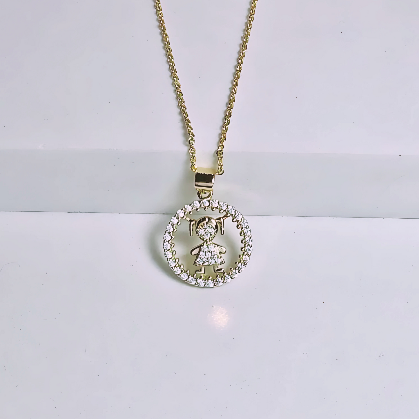 Cadena Niño - Niña - Baño de Oro 18k